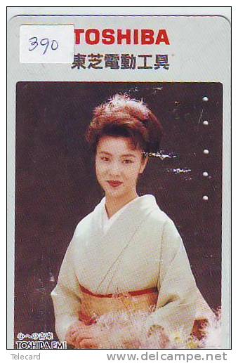 GEISHA * Télécarte Ancienne Japon * GEISHA (390) KIMONO * Femme Costume Tradition * JAPAN PHONECARD * TELEFONKARTE - Kultur