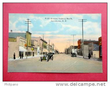 North Dakota > Jamestown   Fifth Ave  Ca 1910  Corner Crease -- Ref 550 - Jamestown