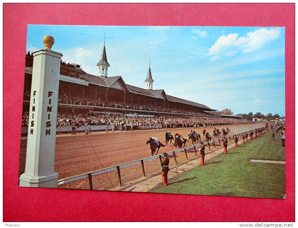 Race Track Churchill Downs  Kentucky > Louisville  Early Chrome    == =ref 553 - Louisville