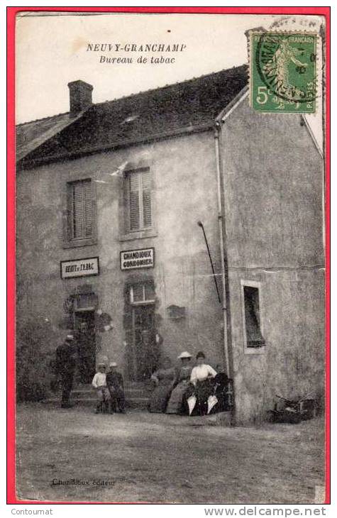 CPA 71 NEUVY GRANDCHAMP Bureau De TABAC - Cordonnier CHANDIOUX  - Canton De GUEUGNON   Granchamp - Autres & Non Classés