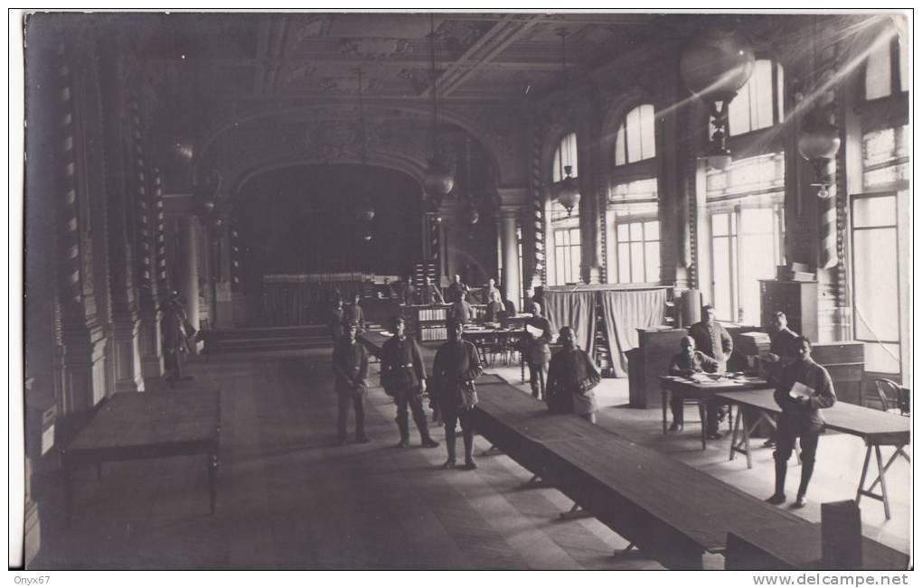 Carte Photo  Militaire Allemand - Aisne Ou Oise- Intérieur Salle Mairie ? Des Fêtes ?- Feldpost  - A SITUER - - Zu Identifizieren