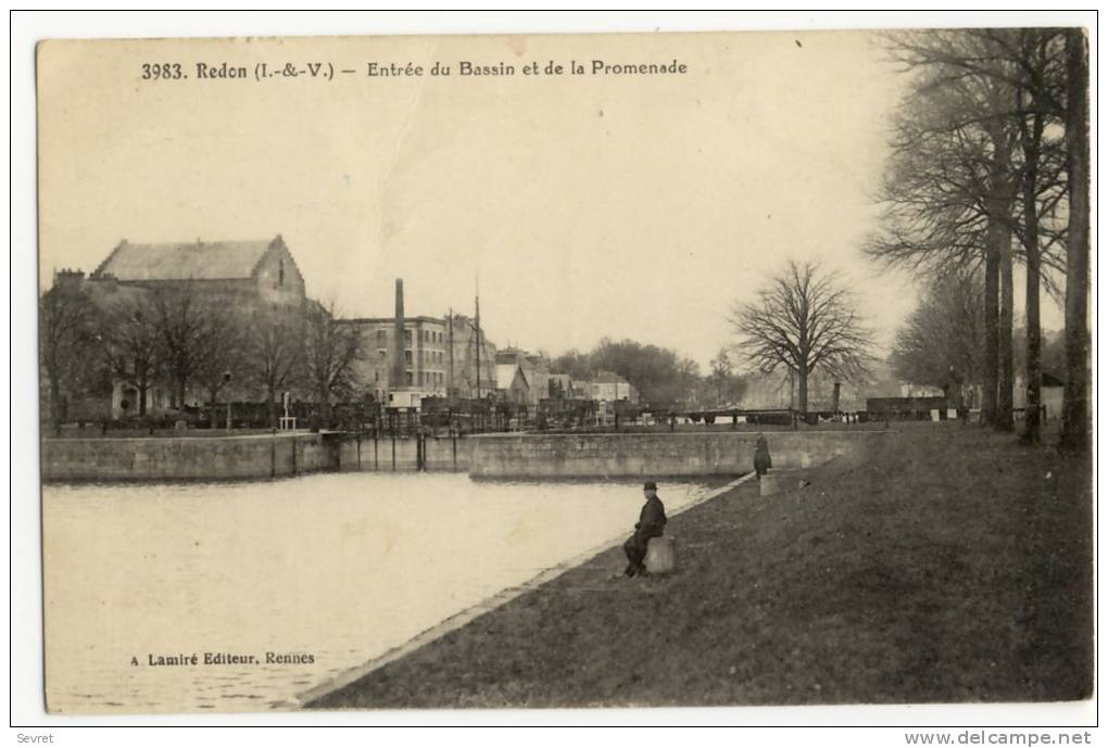 REDON. - Entrée Du Bassin Et De La Promenade - Redon