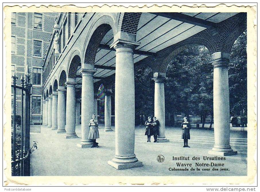 Institut Des Ursulines Wavre Notre-Dame - Colonnade De La Cour Des Jeux. - Waver