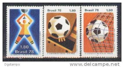 Brasil 1978 YT 1302-04 ** Campeonato Mundial De Fútbol. Balón Al Pie. Balon En La Red. Levantando El Trofeo. - Neufs