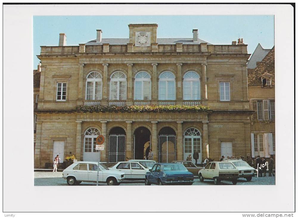 03.. Moulins, Hotel De Ville - Moulins