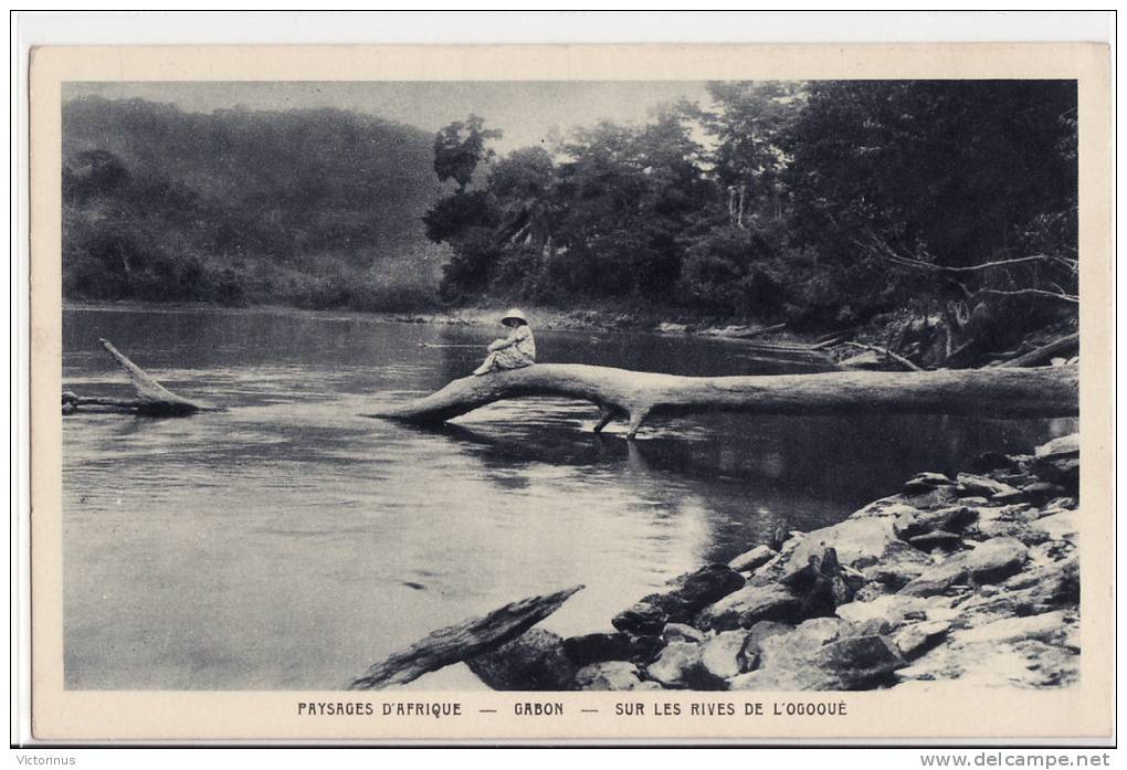 GABON, Sur Les Rives De L´OGOOUE - Gabon