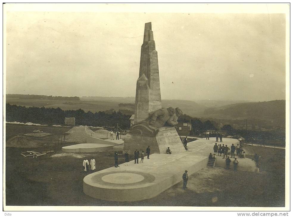 Photo 12x17cm Du Monument Nungesser Et Coli à Etretat Avant Le Bombardement - Historical Documents