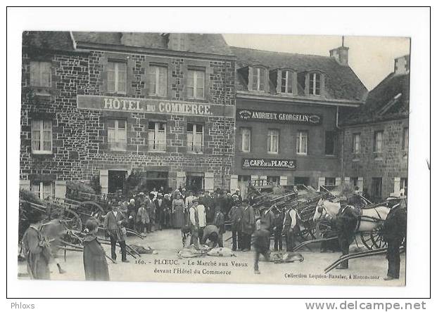 PLOEUC/22/Le Marché Aux Veaux Devant L'hôtel Du Commerce/Réf:6384 - Other & Unclassified