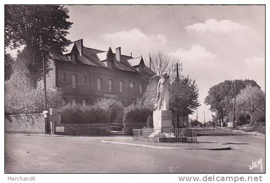 NORD BERLAIMONT LE MONUMENT ET PENSIONNAT MUNICIPAL DE GARCONS Editeur J Mercier - Berlaimont