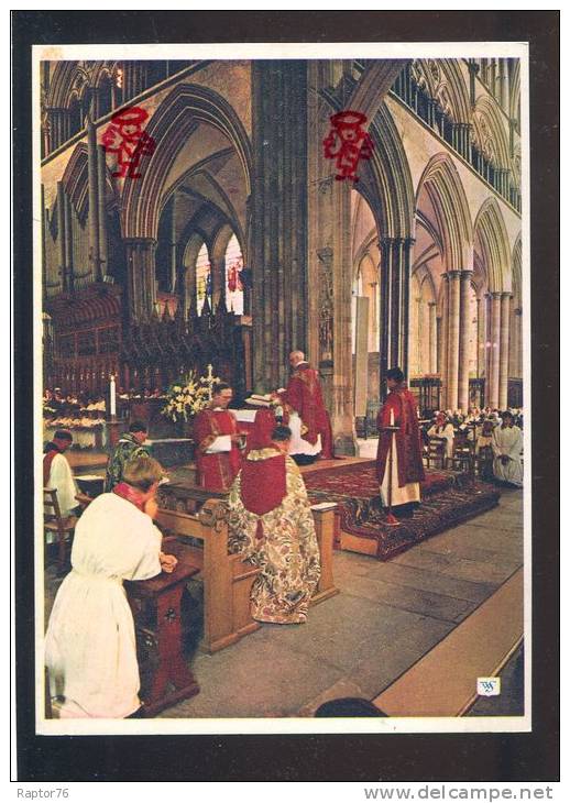 CPM Animée Non écrite Royaume Uni SALISBURY Cathédrale, Eucharistie Dans La Nef, Chorale, Vue Vers Le Sud Du Transept - Salisbury