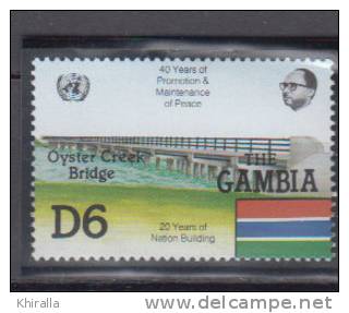 GAMBIE 1985  N° 572  COTE 7€50 - Gambie (1965-...)