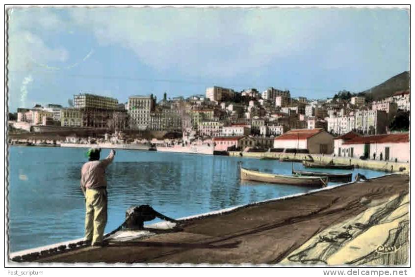 Afrique - Algérie - Bougie  - Port - A Quai : Batiments De La Marine Nationale - Bejaia (Bougie)