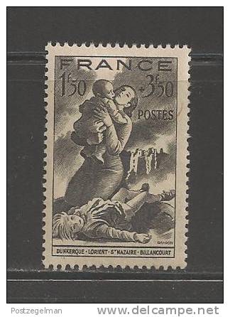 France 1943 Mint Hinged Stamp  Victims Of Bombed Towns 1,50+3,50 Franc Nr. 597 - Unused Stamps