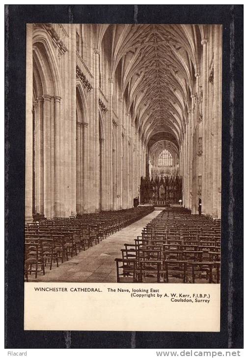 29881   Regno  Unito,  Winchester  Cathedral,  The  Nave,  Looking  East,  NV  (scritta) - Winchester