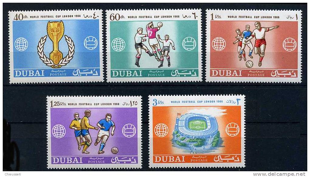 Dubai ** Ref. Michel 211 à 215 A  - Coupe Du Monde De Foot à Londres - Dubai
