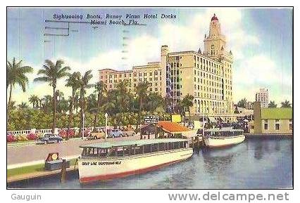 CPA - MIAMI BEACH - SIGHTSEEING BOATS RONEY PLAZA HOTEL DOCKS - Edition C.T.Art Colortone - Miami