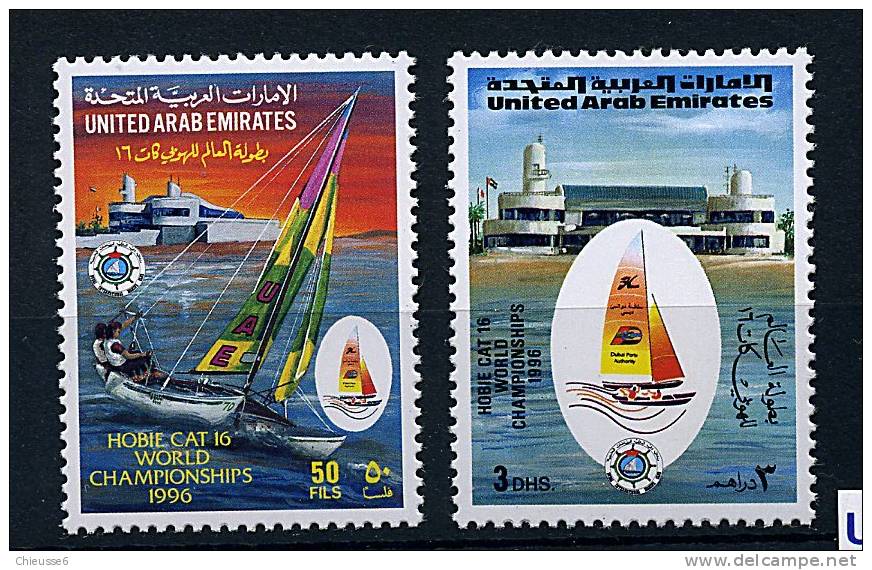 Emirats Arabes Unis** N° 483/484 - "Hobie Cat 16" Championnats De Voile - United Arab Emirates (General)