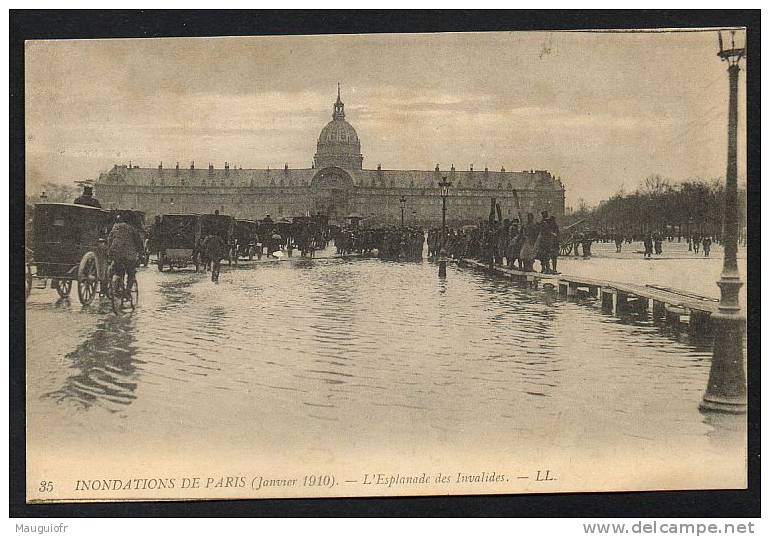 DF / 75 PARIS / INONDATION DE 1910 / L´ESPLANADE DES INVALIDES - Paris Flood, 1910