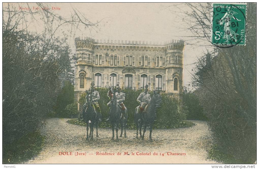 DOLE - Résidence De Monsieur Le Colonel Du 14ème Chasseurs (belle Animation Militaires à Cheval) - Dole