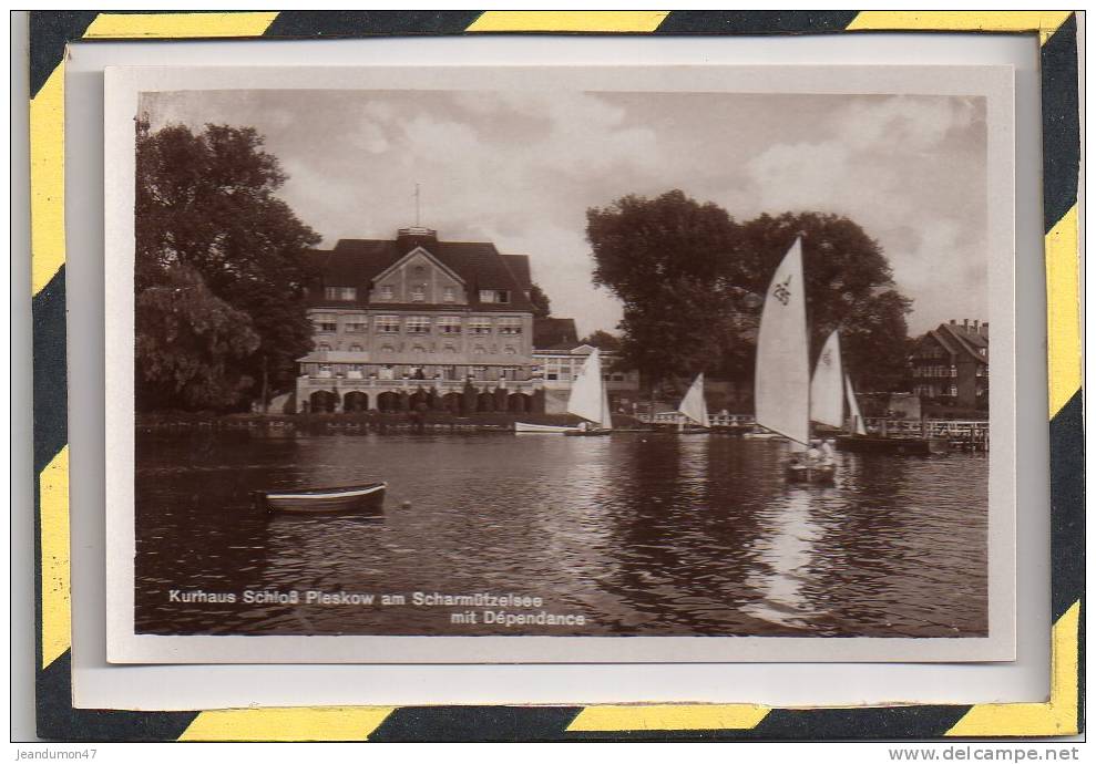 VERITABLE CARTE PHOTO. - . BAD SAAROW SCHLOSS PIESKOW AM SCHARMÜTZELSEE. NON CIRCULEE SUPERBE ETAT - Bad Saarow