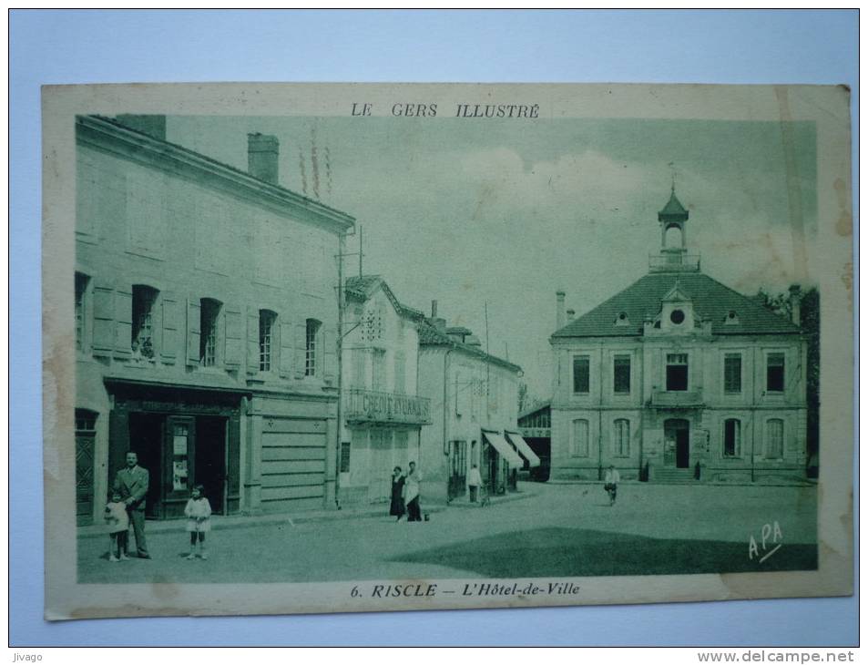 RISCLE  (Gers)  :  L´Hôtel De  VILLE   1944 - Riscle