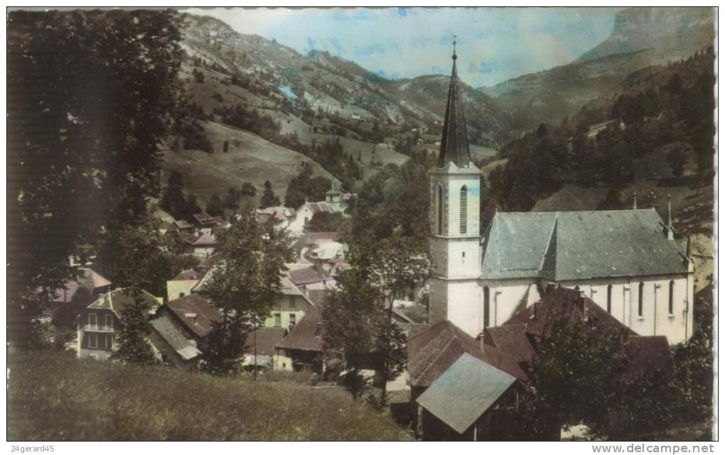 CPSM SAINT PIERRE D'ENTREMONT (Isère) - Vue Générale - Saint-Pierre-d'Entremont