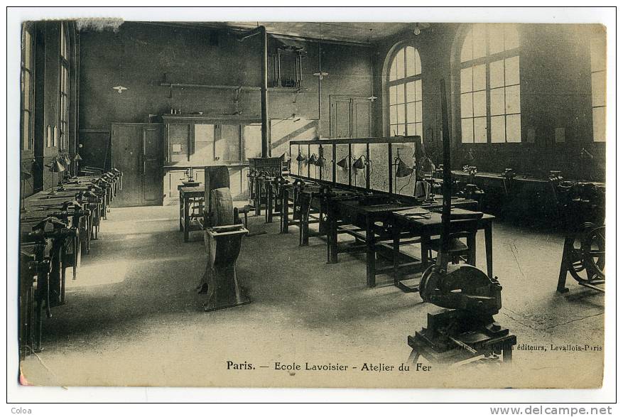 Paris Ecole Lavoisier Atelier Du Fer - Enseignement, Ecoles Et Universités