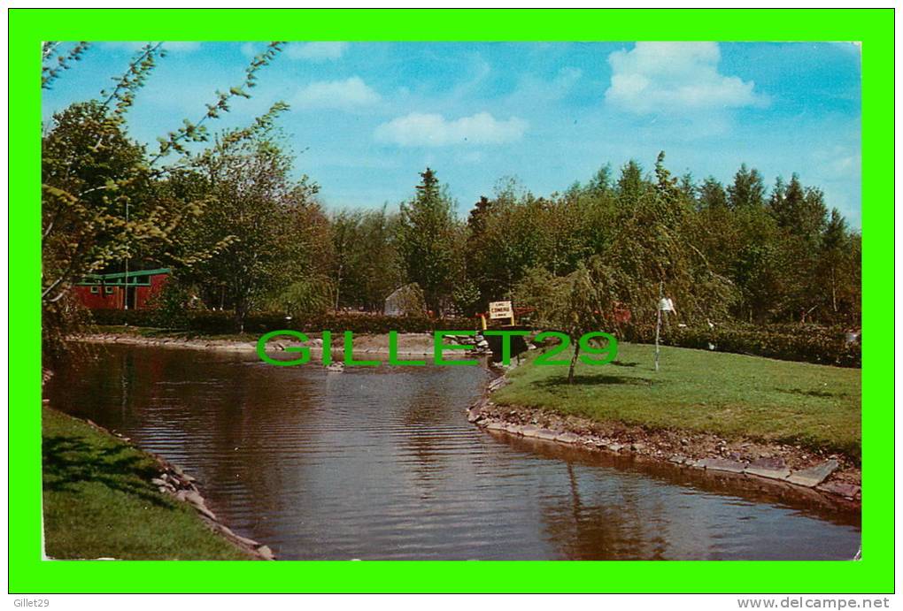 GRANBY, QUÉBEC -  VUE AGRÉABLE À L'ENTRÉE DU JARDIN ZOOLOGIQUE - PHOTO PAUL HÉNAULT - UNIC - CARTE ÉCRITE - - Granby