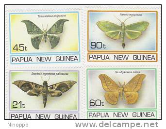 Papua New Guinea 1994 Moths   MNH Set - Papoea-Nieuw-Guinea