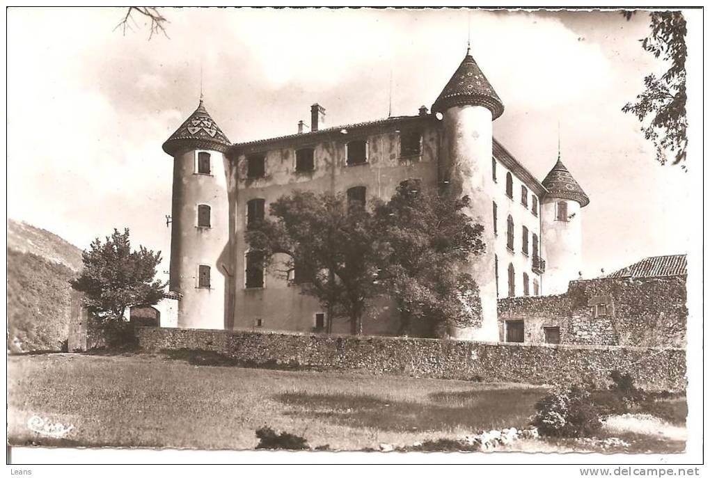 AIGUINES  Le Chateau - Autres & Non Classés