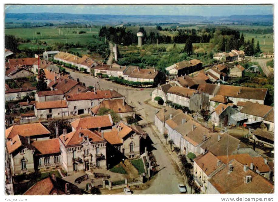 Montigny Le Roi - Vue Aérienne - Place De Verdun Et Ecole Ménagère - Montigny Le Roi