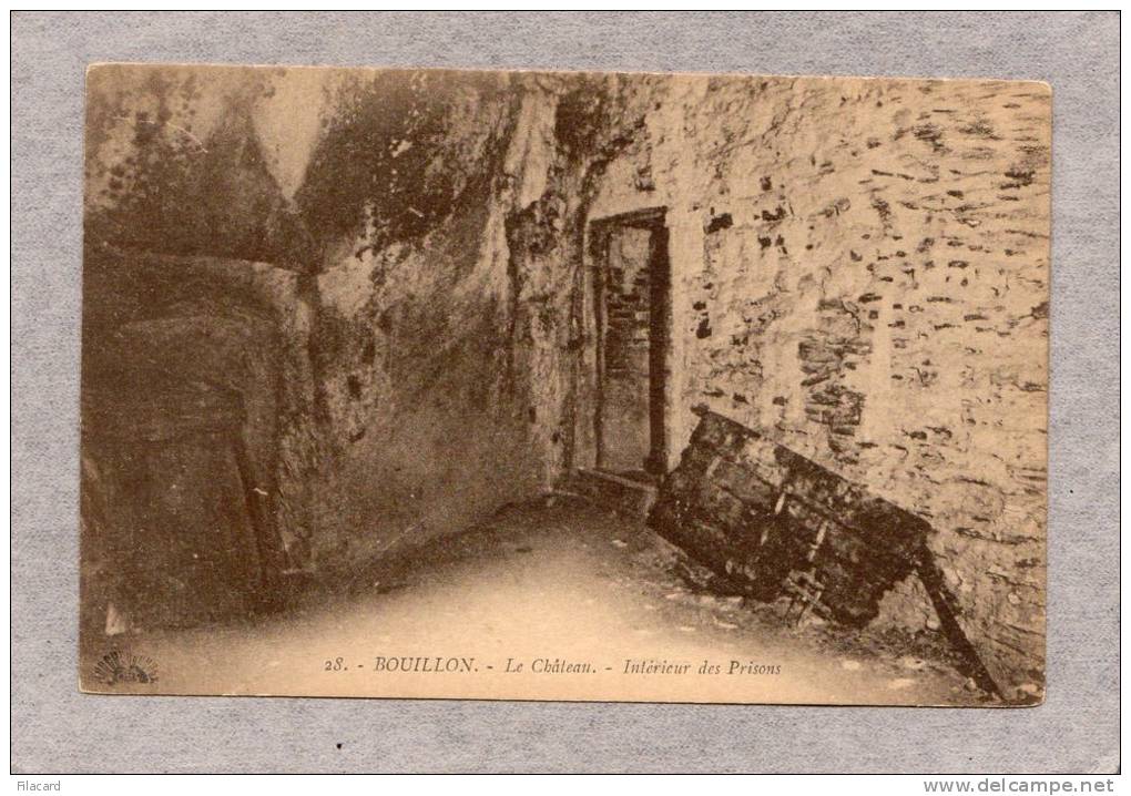 30058    Belgio,     Bouillon,  Le  Chateau,  Interieur  Des  Prisons,  NV - Bouillon