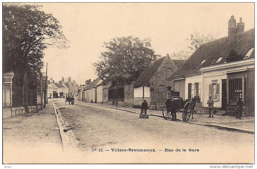 VILLERS   BRETONNEUX  RUE DE LA GARE    BEL ETAT - Villers Bretonneux