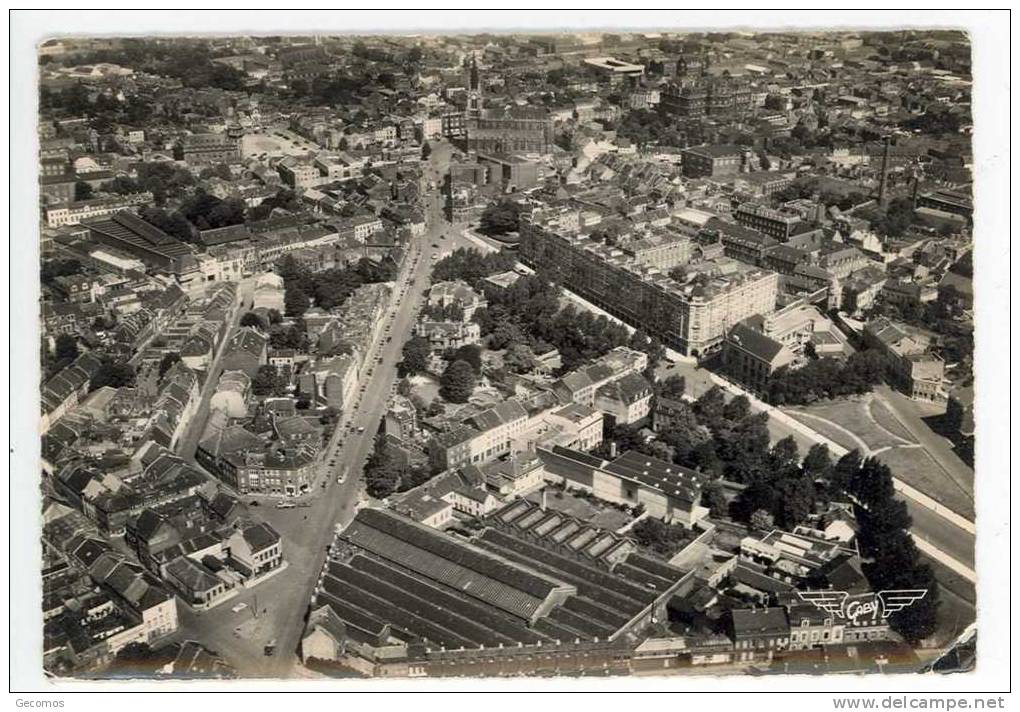 CPSM  59 – TOURCOING – Vue Générale (Rue De Roubaix Et Av.Gustave Dron) - Tourcoing