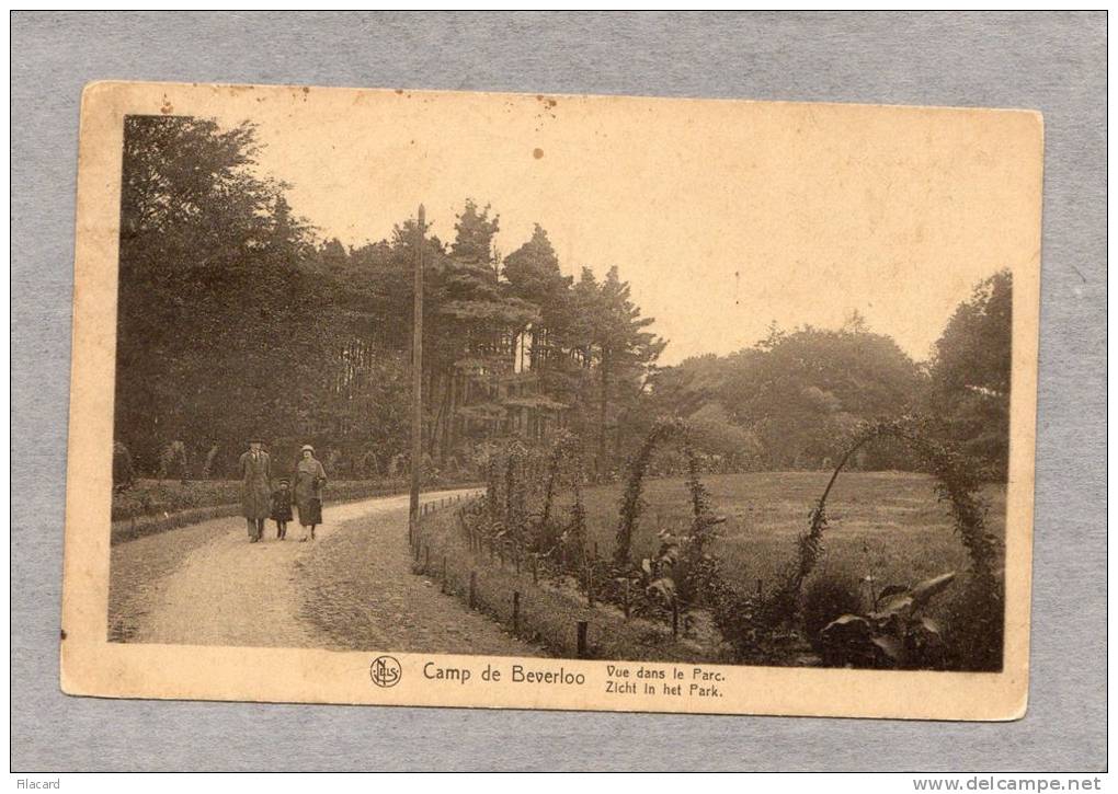 30069   Belgio,  Camp  De  Beverloo,  Vue  Dans  Le  Parc,  VG  1927 - Leopoldsburg