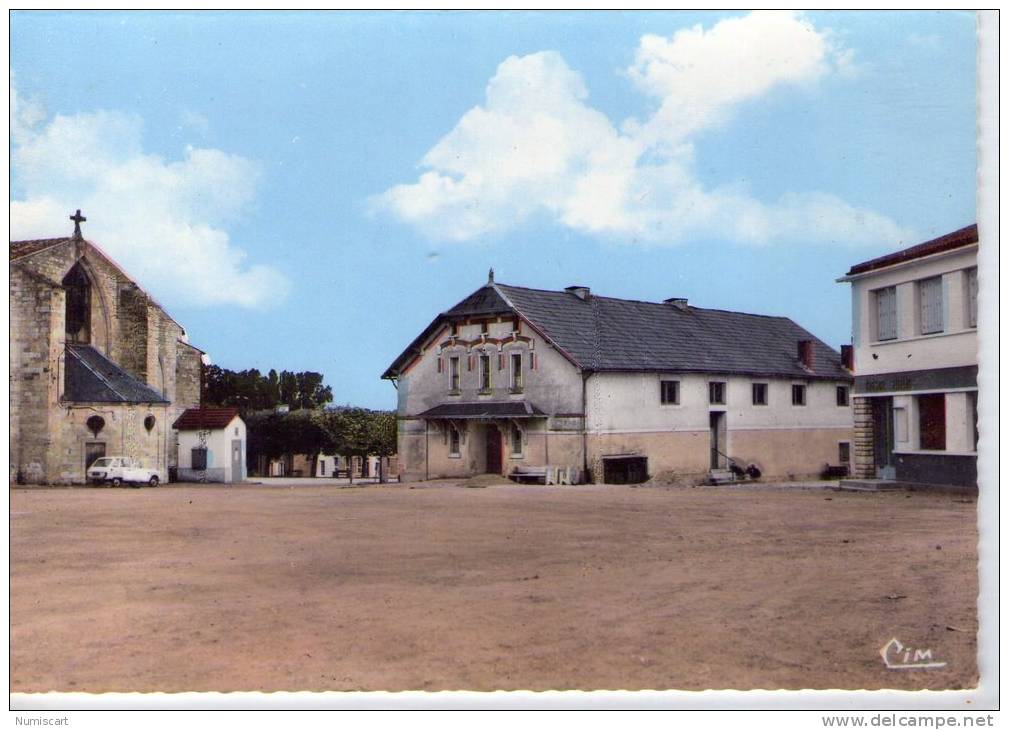 Frontenay-Rohan-Rohan..la Nouvelle Place..voiture - Frontenay-Rohan-Rohan