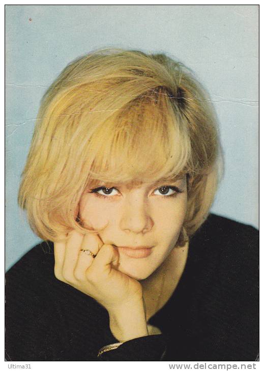 CPSM SYLVIE VARTAN  CHANTEUSE ARTISTE  1960 Photo P BERTRAND 2 Ième Choix - Künstler