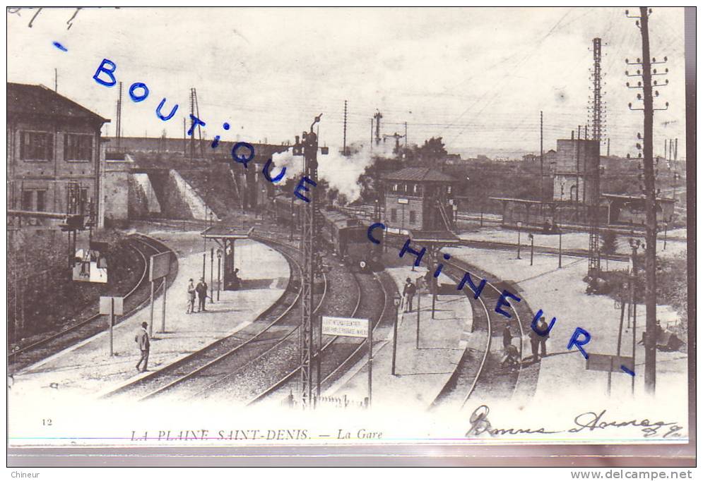 LA PLAINE SAINT DENIS LA GARE - Trains