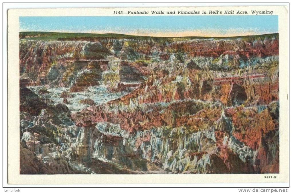 USA, Fantastic Walls And Pinnacles In Hell's Half Acre, Wyoming, 1946 Used Postcard [10215] - Other & Unclassified