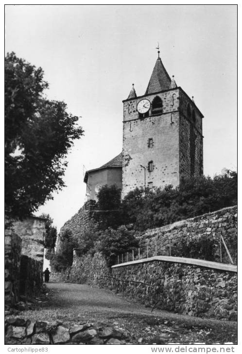 12 AVEYRON LAGUIOLE LE CHEMIN DU FORT ET L'ÉGLISE - Laguiole