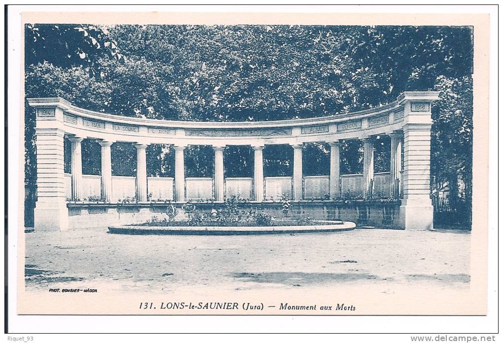 131 - LONS Le SAUNIER -  Monument Aux Morts - Lons Le Saunier