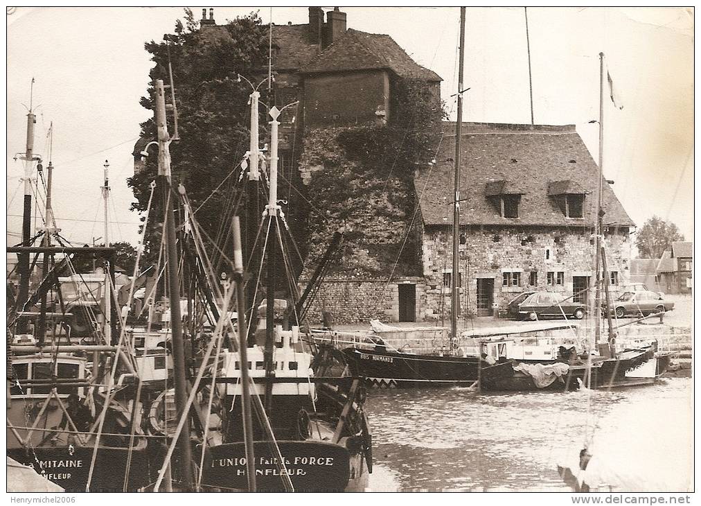 Calvados - 14 - Villers Sur Mer Carte Photo En 1976 , Bateaux De Peche D'honfleur - Villers Sur Mer