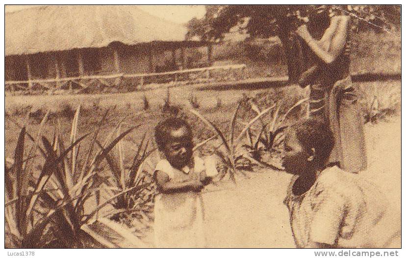 KWANGO / MISSION DES SOEURS DE L UNION / HELENE NOTRE PLUS JEUNE PENSIONNAIRE - Congo Belge