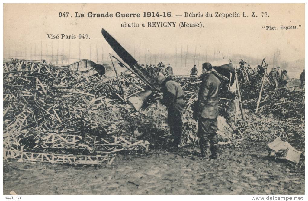 ( CPA AVIONS DIRIGEABLES )  Débris Du ZEPPELIN, Abattu à RÉVIGNY ( Meuse ) Guerre 1914-16 - - Zeppeline