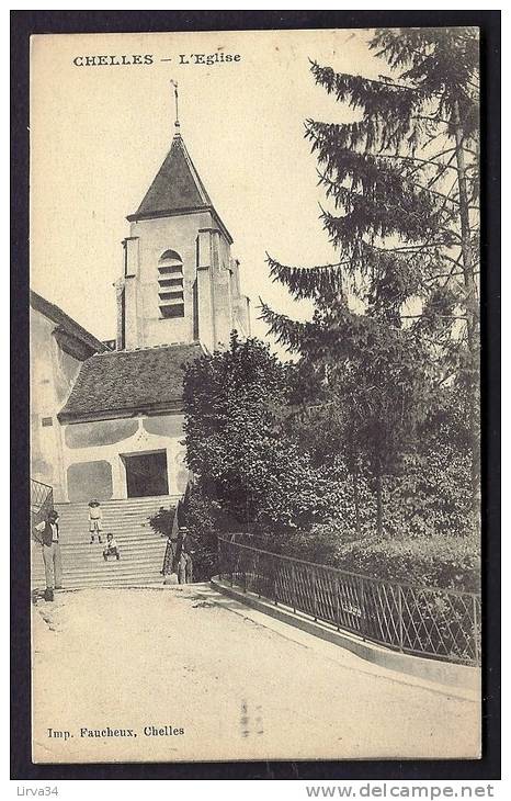 CPA ANCIENNE- FRANCE- CHELLES (77)- L'EGLISE EN GROS PLAN- ANIMATION DEVANT- - Chelles