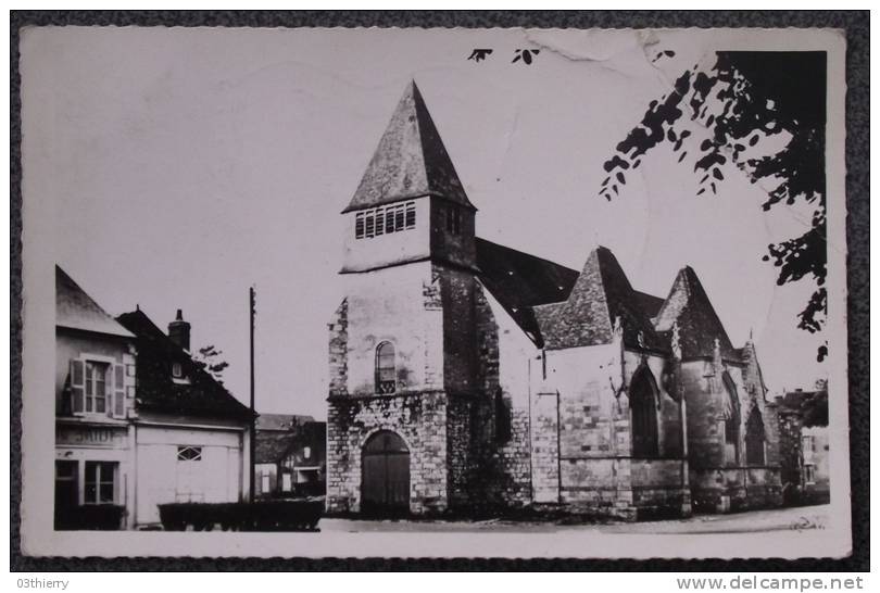 CPSM 18 DUN SUR AURON EGLISE ST ETIENNE Voyagee 1957 Trace De Pliure - Dun-sur-Auron