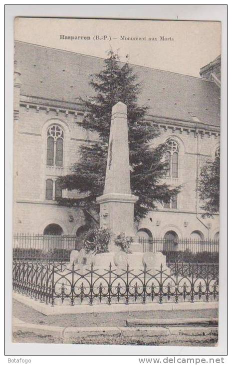 CPA DPT 64 HASPARREN MONUMENT AUX MORTS - Hasparren