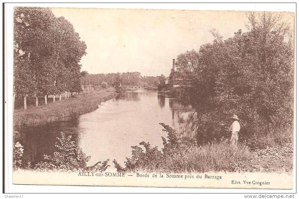 80 -   AILLY-sur-SOMME  -  Bords De La Somme Près Du Barrage  -  Animation Pêcheur à La Ligne - Ailly Sur Noye