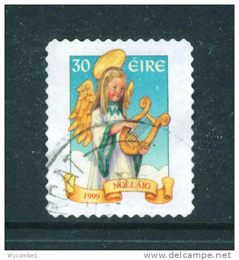 IRELAND  -  1999  Christmas  30p  Self Adhesive  FU  (stock Scan) - Usados