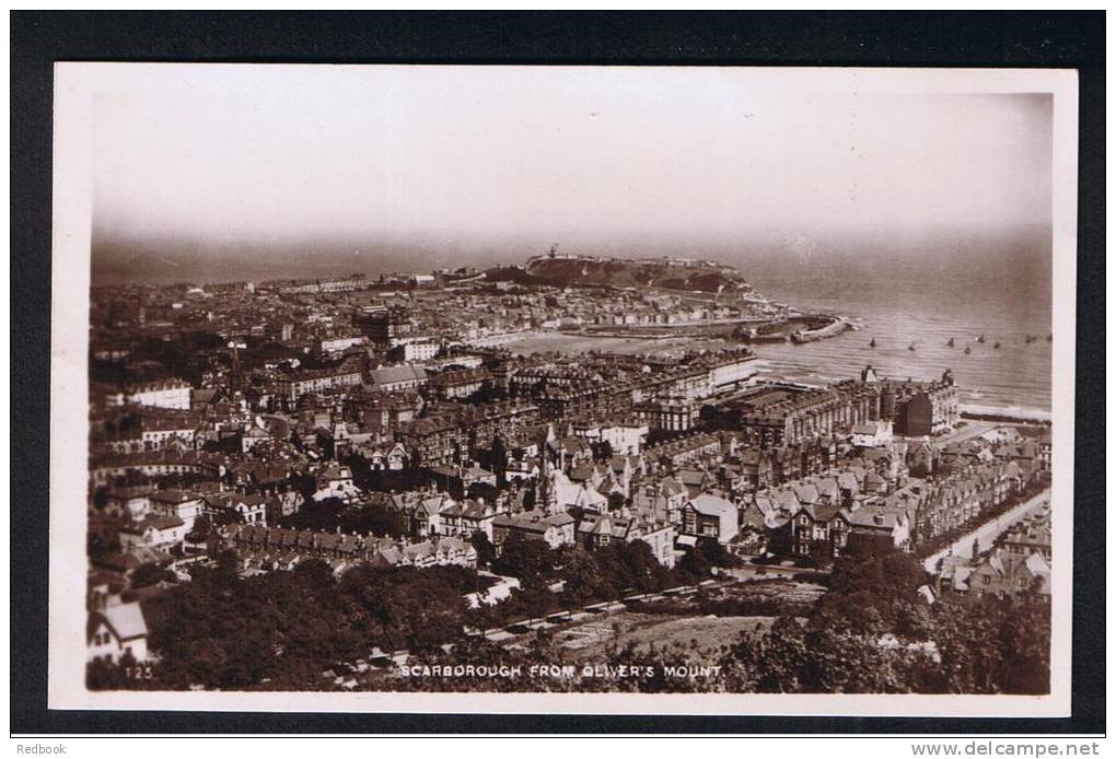 RB 875 - Real Photo Postcard - Scarborough From Oliver's Mount Yorkshire - Scarborough